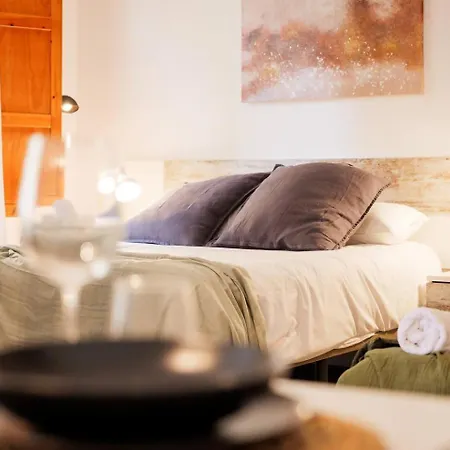 Loft Loarre Estudio Premium Renovado 5 Pax Apartment *